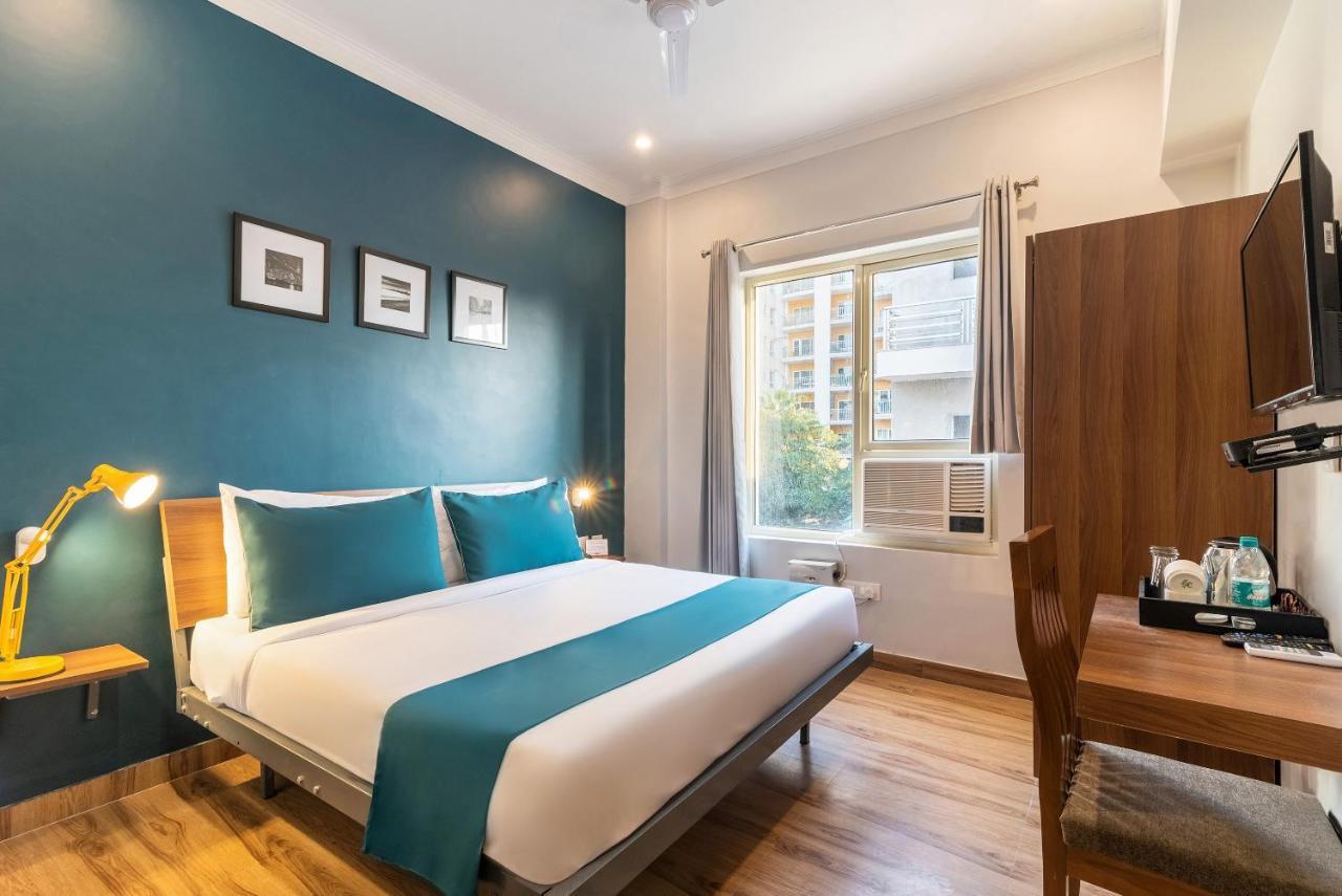 Oyo Flagship Santhi Grand Hotel Vijayawada Ngoại thất bức ảnh